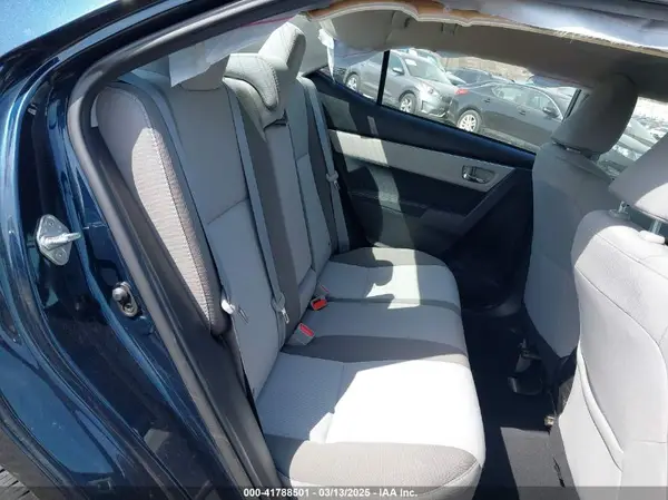 5YFBURHE0HP639224 2017 TOYOTA COROLLA - Image 8