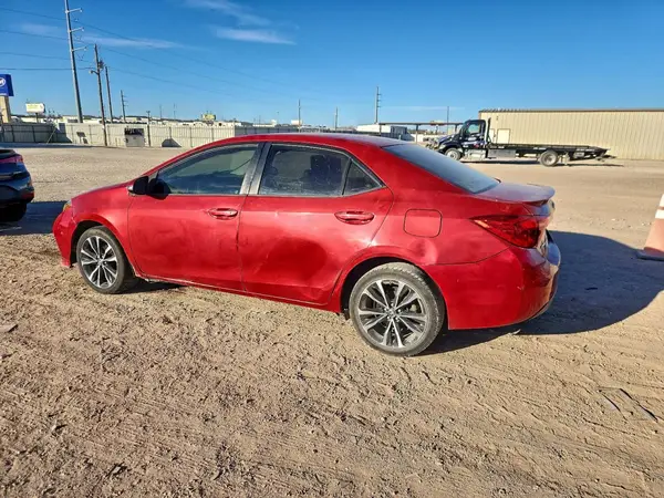 5YFBURHE0HP639384 2017 TOYOTA COROLLA - Image 2