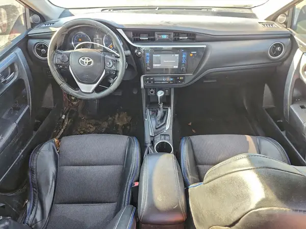 5YFBURHE0HP639384 2017 TOYOTA COROLLA - Image 8