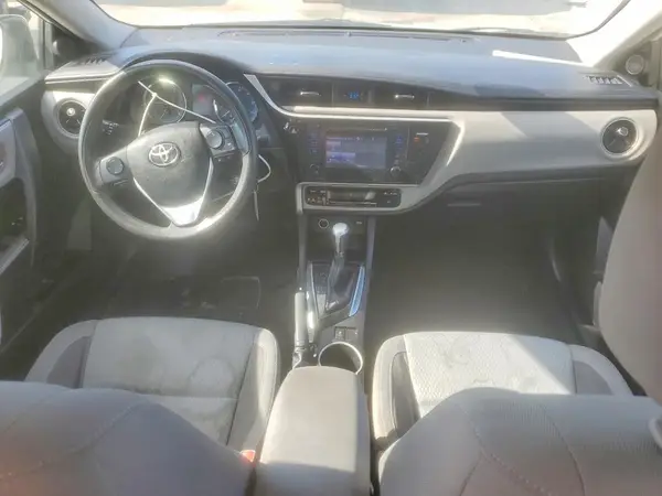 5YFBURHE0HP641605 2017 TOYOTA COROLLA - Image 8