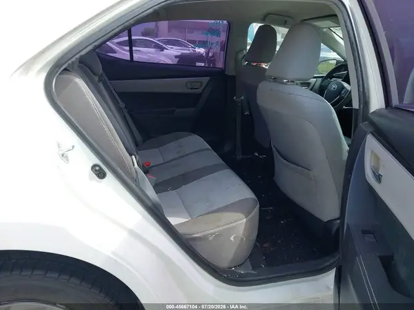 5YFBURHE0HP642818 2017 TOYOTA COROLLA - Image 8
