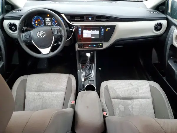 5YFBURHE0HP643628 2017 TOYOTA COROLLA - Image 8