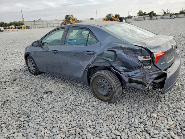 5YFBURHE0HP644312 2017 TOYOTA COROLLA - Image 2