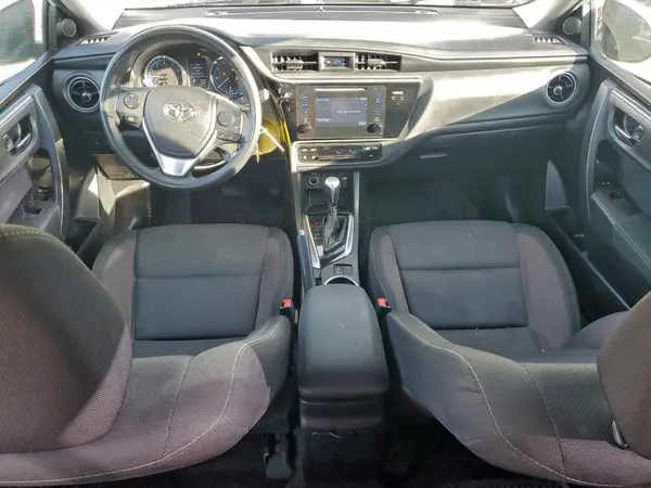 5YFBURHE0HP645556 2017 TOYOTA COROLLA - Image 8