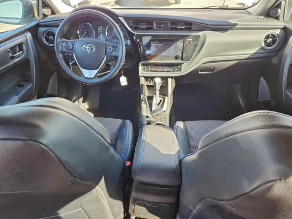 5YFBURHE0HP646321 2017 TOYOTA COROLLA - Image 8