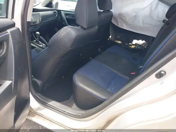 5YFBURHE0HP646917 2017 TOYOTA COROLLA - Image 8