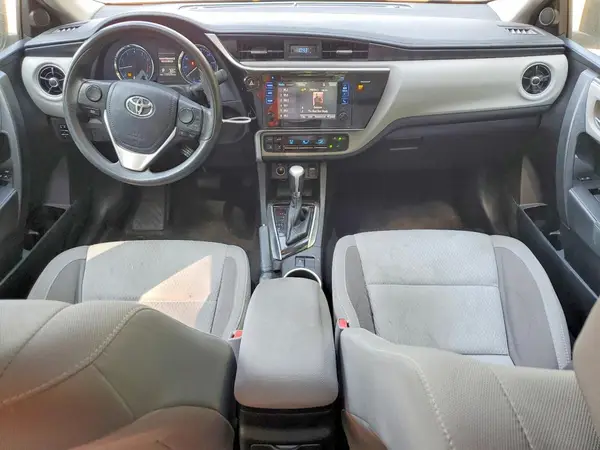 5YFBURHE0HP647663 2017 TOYOTA COROLLA - Image 8