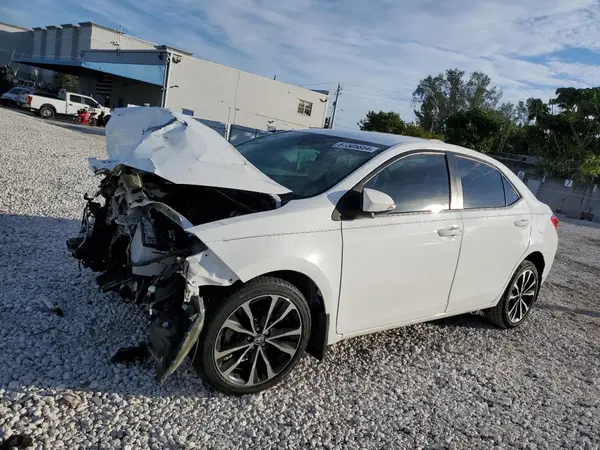 5YFBURHE0HP649106 2017 TOYOTA COROLLA - Image 1