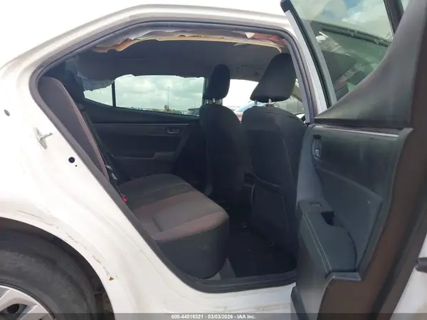 5YFBURHE0HP649297 2017 TOYOTA COROLLA - Image 8