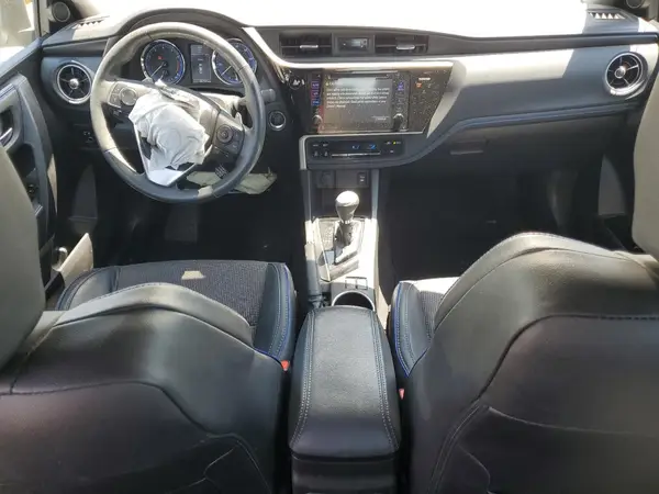 5YFBURHE0HP649977 2017 TOYOTA COROLLA - Image 8