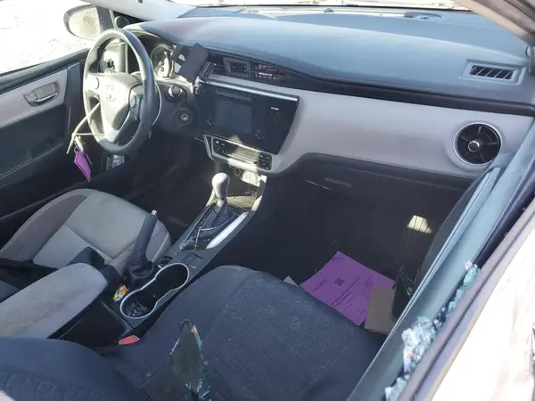 5YFBURHE0HP651194 2017 TOYOTA COROLLA - Image 8