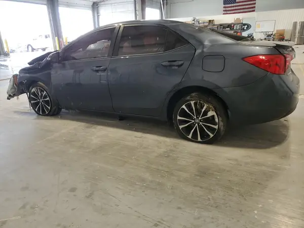 5YFBURHE0HP651714 2017 TOYOTA COROLLA - Image 2