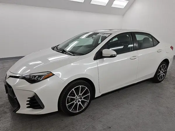 5YFBURHE0HP653804 2017 TOYOTA COROLLA - Image 1