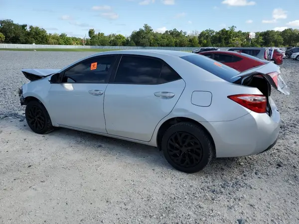 5YFBURHE0HP654192 2017 TOYOTA COROLLA - Image 2