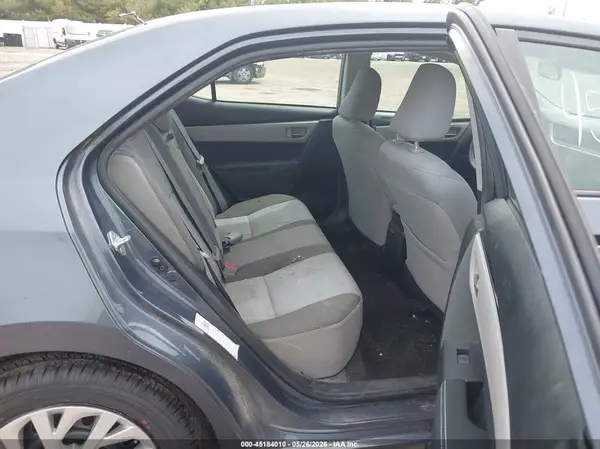5YFBURHE0HP660963 2017 TOYOTA COROLLA - Image 8