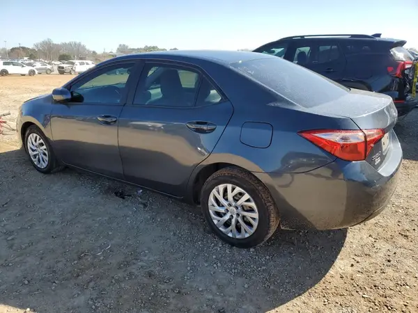 5YFBURHE0HP661434 2017 TOYOTA COROLLA - Image 2