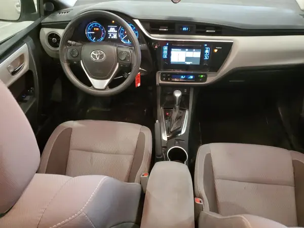 5YFBURHE0HP661904 2017 TOYOTA COROLLA - Image 8