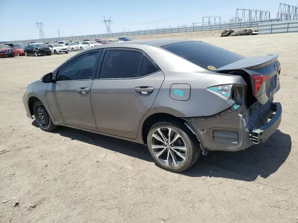 5YFBURHE0HP662969 2017 TOYOTA COROLLA - Image 2