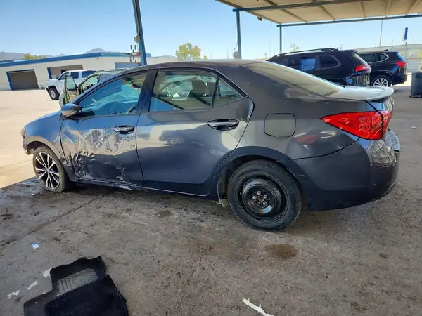 5YFBURHE0HP663720 2017 TOYOTA COROLLA - Image 2