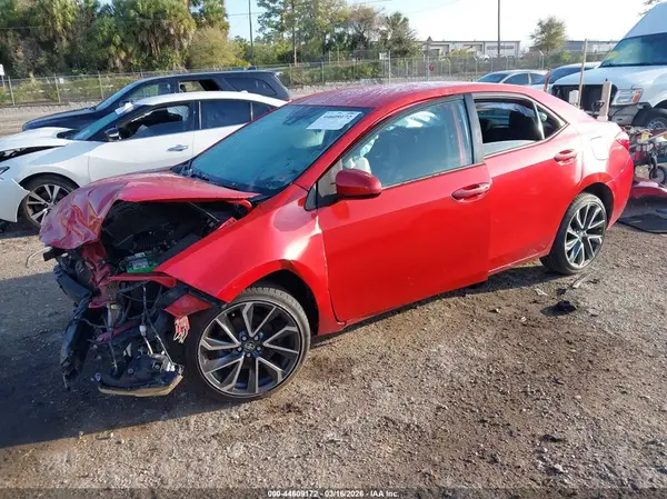 5YFBURHE0HP663796 2017 TOYOTA COROLLA - Image 2