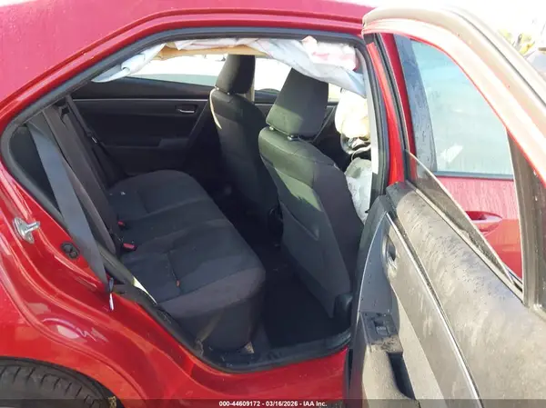 5YFBURHE0HP663796 2017 TOYOTA COROLLA - Image 8