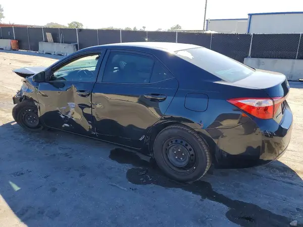 5YFBURHE0HP664947 2017 TOYOTA COROLLA - Image 2