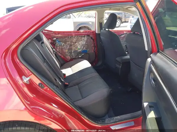 5YFBURHE0HP665709 2017 TOYOTA COROLLA - Image 8