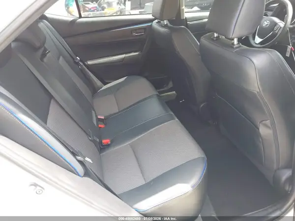 5YFBURHE0HP667637 2017 TOYOTA COROLLA - Image 8