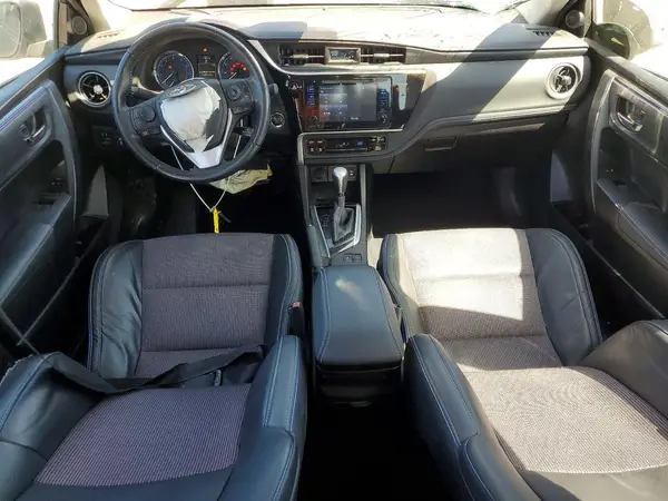 5YFBURHE0HP668724 2017 TOYOTA COROLLA - Image 8