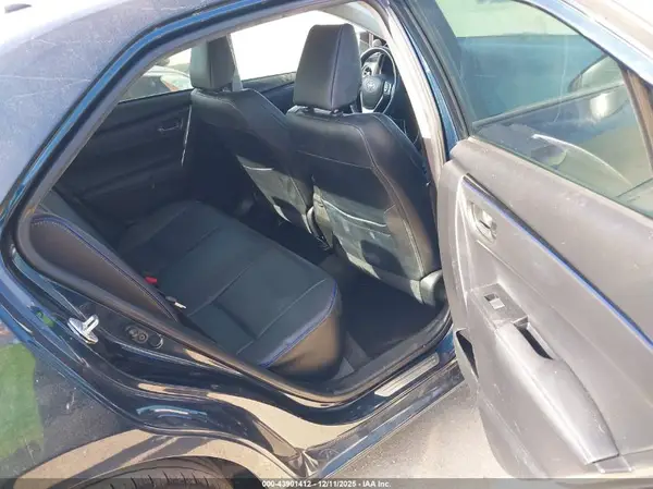 5YFBURHE0HP670313 2017 TOYOTA COROLLA - Image 8