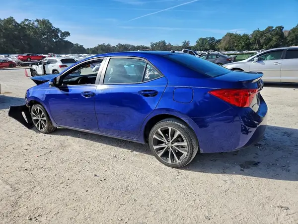 5YFBURHE0HP671171 2017 TOYOTA COROLLA - Image 2