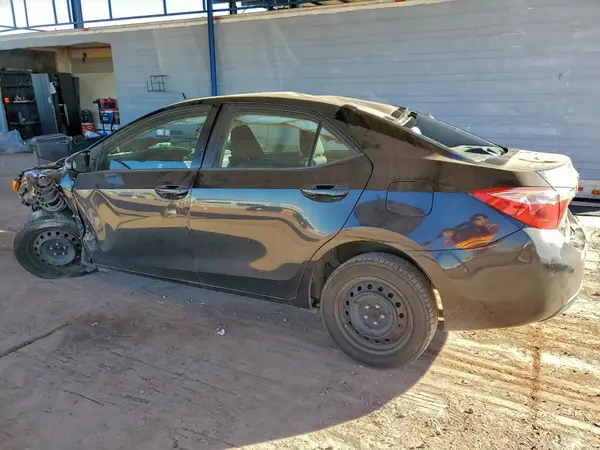 5YFBURHE0HP671431 2017 TOYOTA COROLLA - Image 2