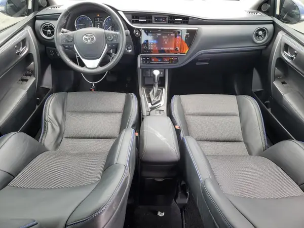 5YFBURHE0HP674362 2017 TOYOTA COROLLA - Image 8