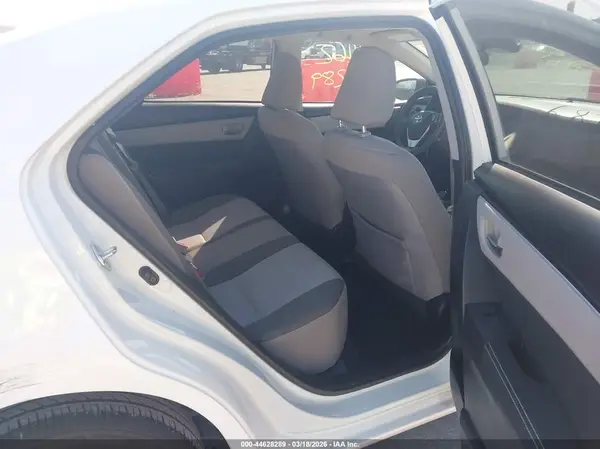 5YFBURHE0HP675138 2017 TOYOTA COROLLA - Image 8