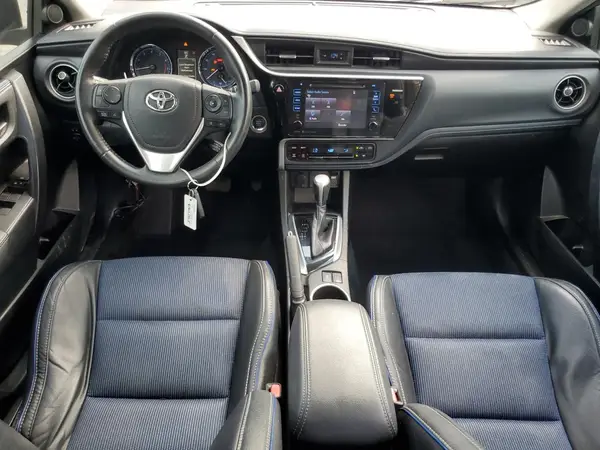 5YFBURHE0HP675737 2017 TOYOTA COROLLA - Image 8