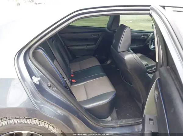 5YFBURHE0HP676418 2017 TOYOTA COROLLA - Image 8