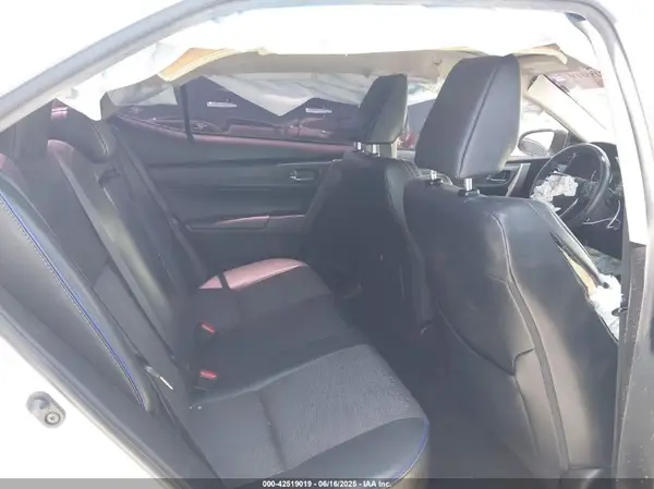 5YFBURHE0HP678511 2017 TOYOTA COROLLA - Image 8