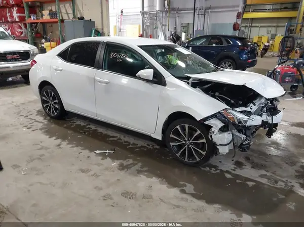 5YFBURHE0HP680050 2017 TOYOTA COROLLA - Image 1