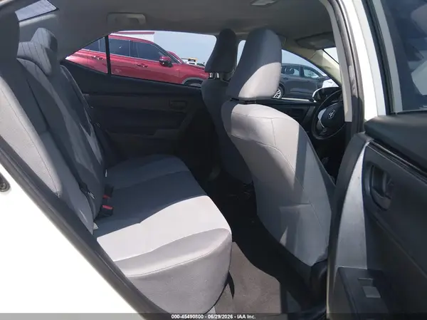 5YFBURHE0HP680775 2017 TOYOTA COROLLA - Image 8
