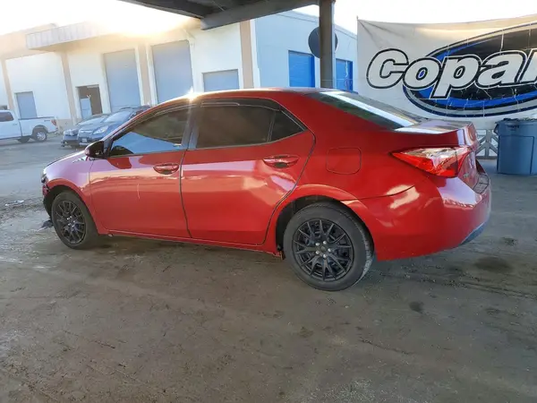 5YFBURHE0HP681893 2017 TOYOTA COROLLA - Image 2