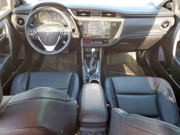 5YFBURHE0HP682607 2017 TOYOTA COROLLA - Image 8