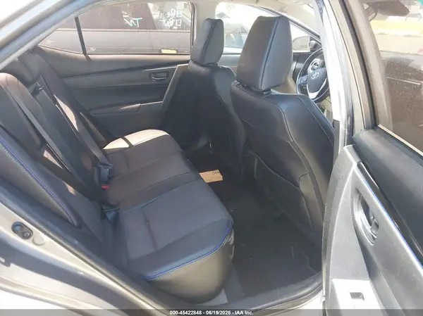 5YFBURHE0HP687385 2017 TOYOTA COROLLA - Image 8