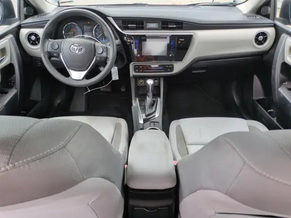 5YFBURHE0HP687547 2017 TOYOTA COROLLA - Image 8