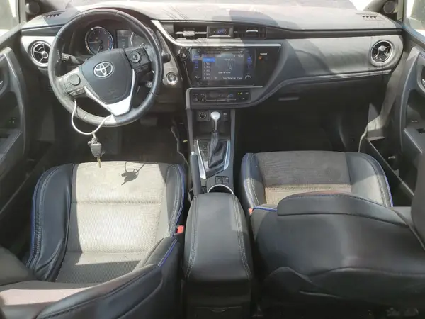 5YFBURHE0HP689119 2017 TOYOTA COROLLA - Image 8