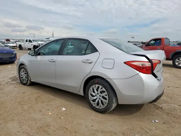 5YFBURHE0HP700684 2017 TOYOTA COROLLA - Image 2