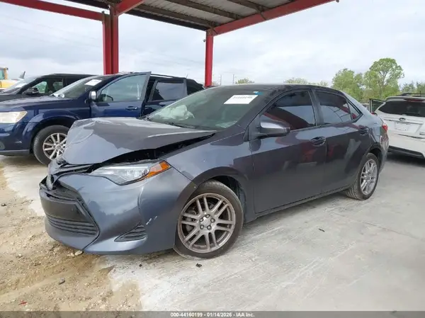 5YFBURHE0HP700720 2017 TOYOTA COROLLA - Image 2