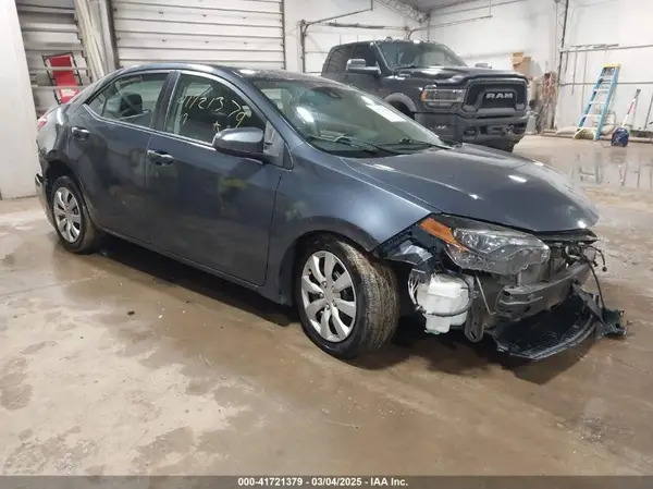5YFBURHE0HP703553 2017 TOYOTA COROLLA - Image 1