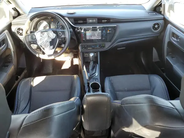 5YFBURHE0HP704251 2017 TOYOTA COROLLA - Image 8