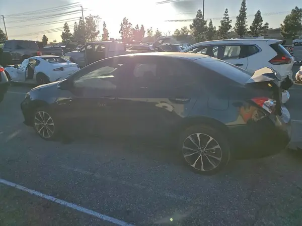 5YFBURHE0HP711510 2017 TOYOTA COROLLA - Image 2
