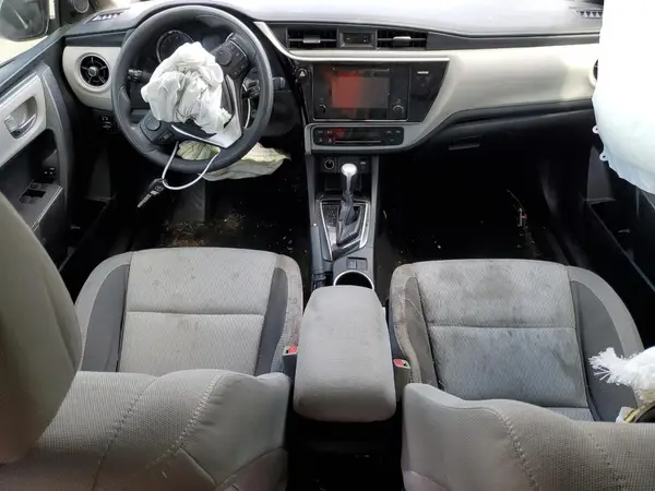 5YFBURHE0HP711619 2017 TOYOTA COROLLA - Image 8